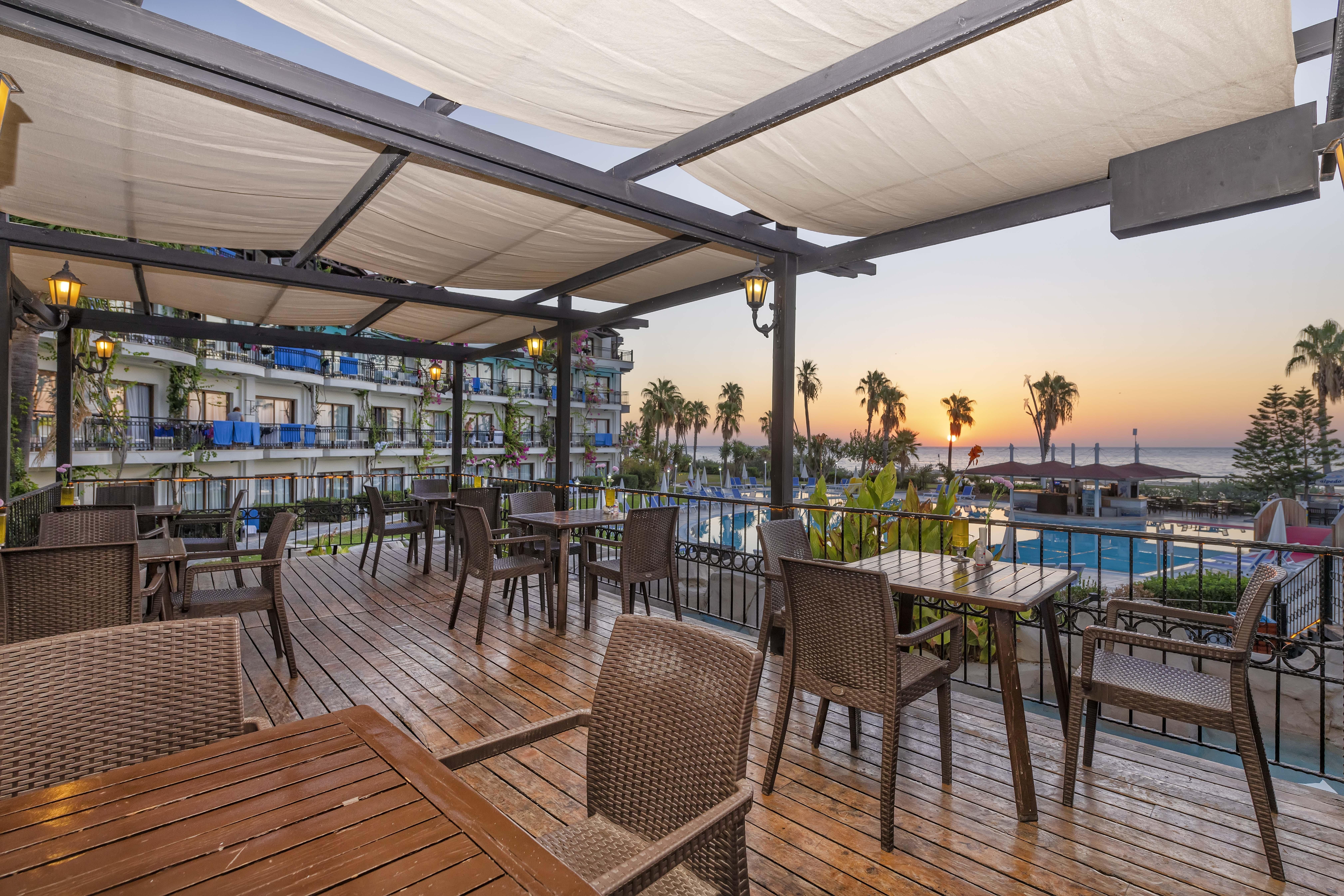 Labada Beach Hotel Çamyuva Exteriör bild